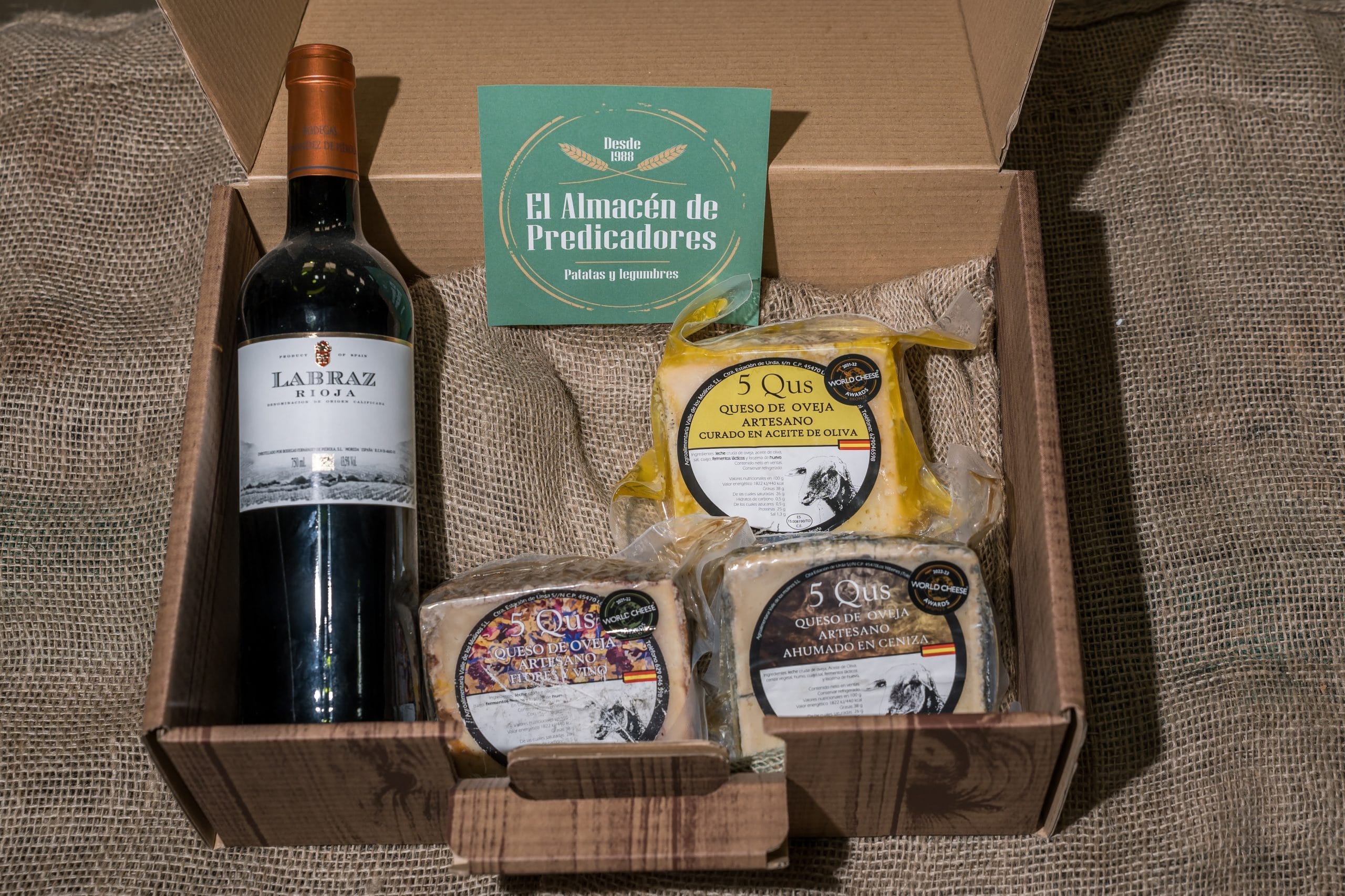 Cómo hacer una cesta de Navidad