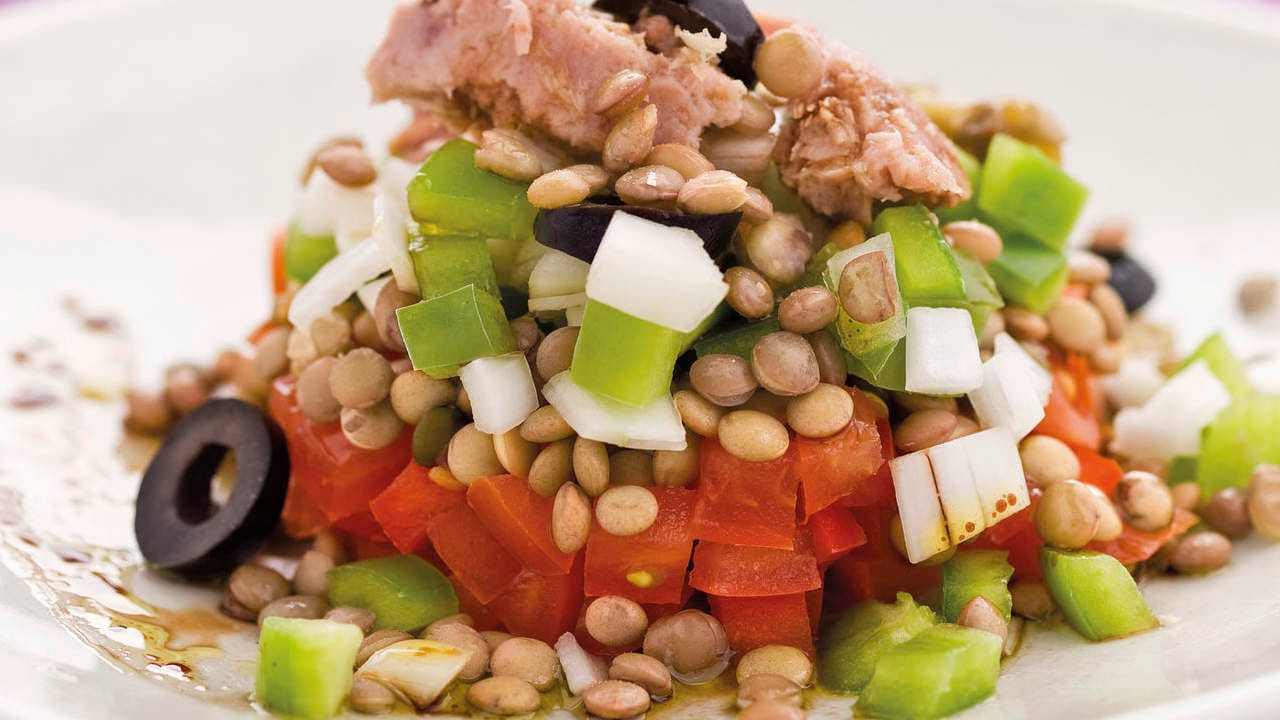 Ensalada de lentejas y atún