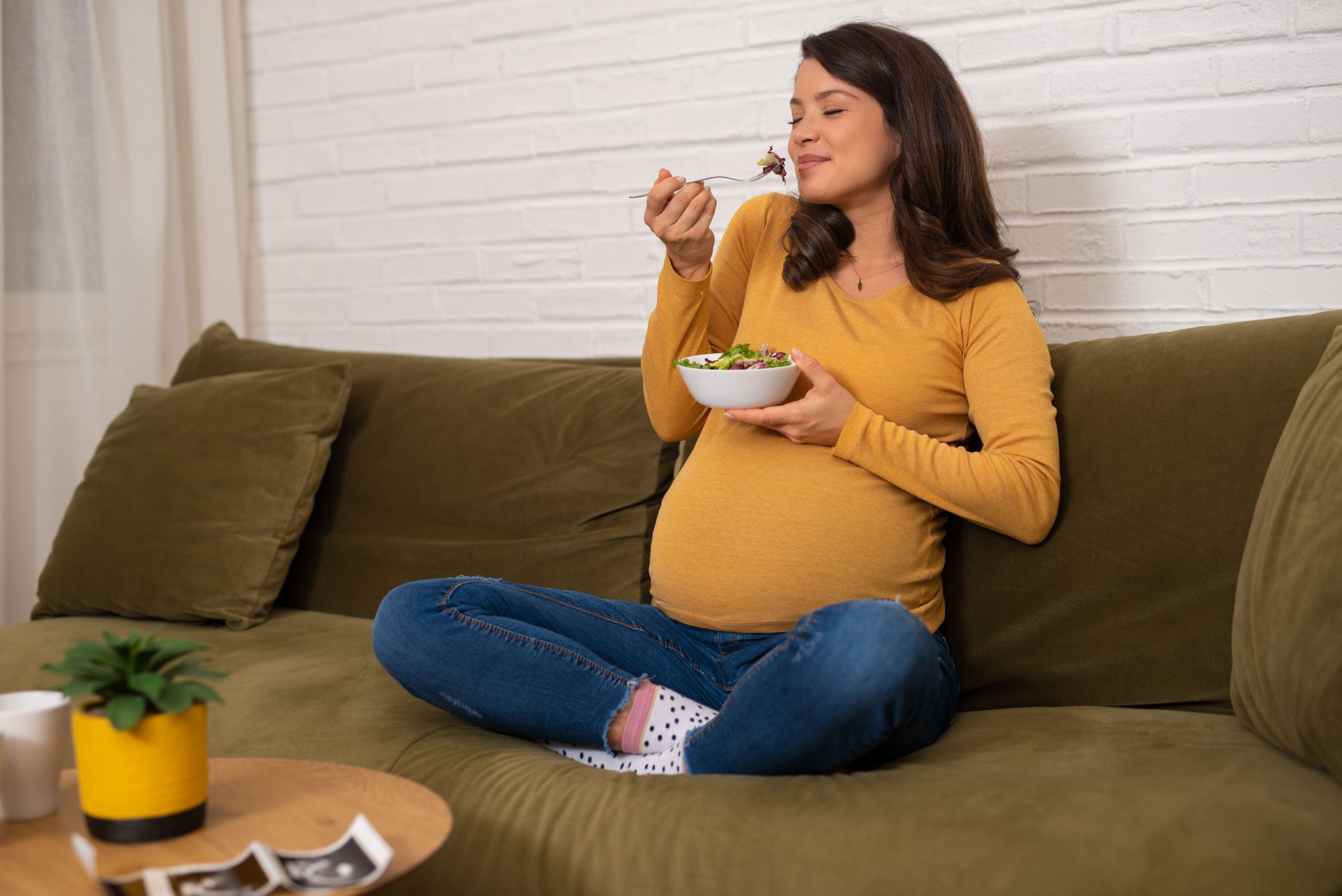 las embarazadas pueden comer atún